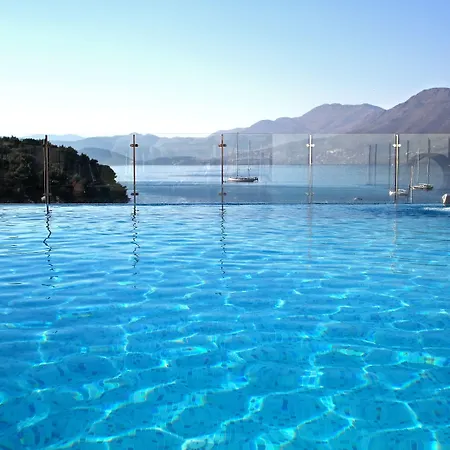 Hotel Cavtat 4*