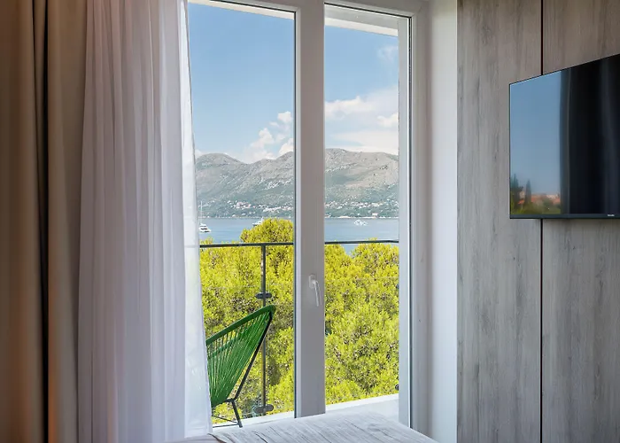 Hotel Cavtat Hotel 4*