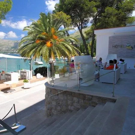 Hotel Cavtat Hotel 4*