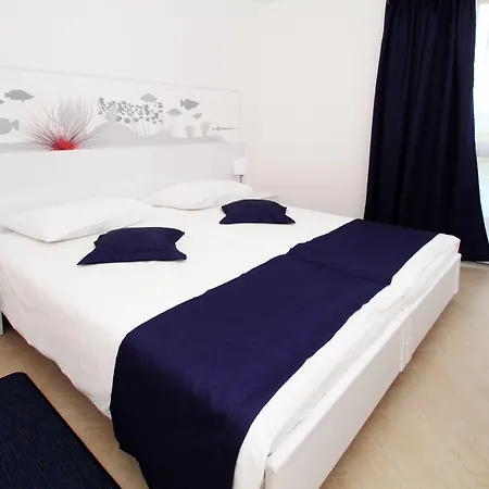 Hotel Cavtat 4*