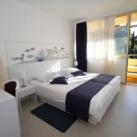 Hotel Cavtat Hotel 4*