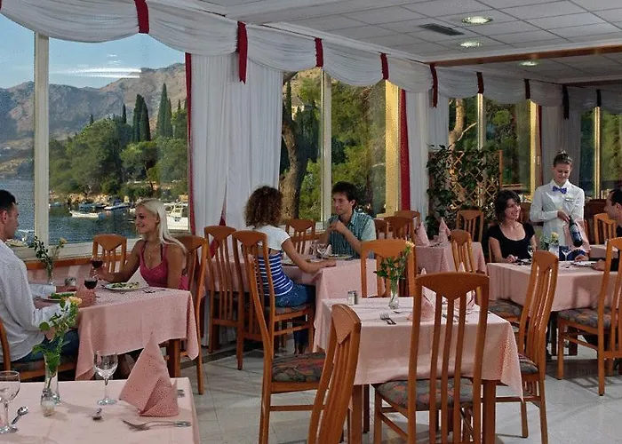 Hotel Hotel Cavtat 4*