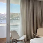 Hotel Cavtat Ξενοδοχείο 4*